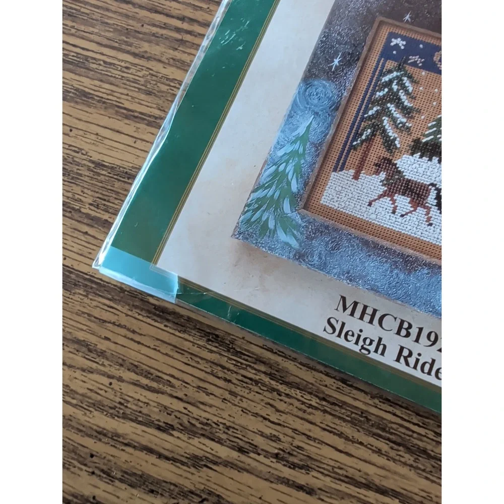New Vintage Mill Hill Kit Buttoned and Beaded MHCB192 Sleigh Ride Holiday Series